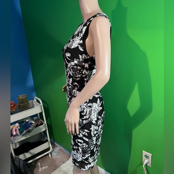 NWOT $295 Alice + Olivia | Black and White Floral Lace Mini Dress - Picture 5 of 13